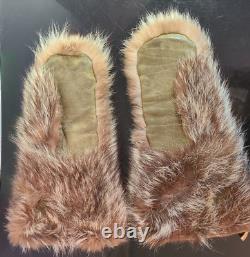 Alaska US Army Air Corps Fur Mittens Green Leather Palm
