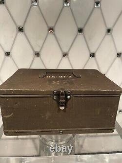 BX-31-A Signal Corps Metal Box & Patches Photos Army & Air Force WWII, 11/1/1943