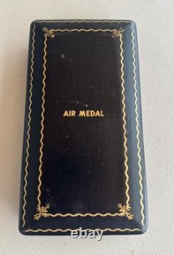 Early WW2 US Army Air Corps Air Medal Wrap Brooch Medal Cased WWII