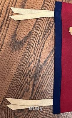 Museum Rarity WWII Univ. Of Vermont Army Air Forces Burnt Leather Seal Pennant