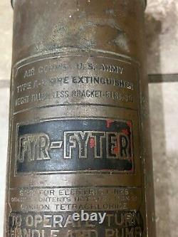 Rare Vintage WW2 Air Corps US Army Type A-2 Fire Extinguisher Fyr-Fyter 1 Quart