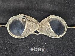 Rare WW2 Army Air Force Welsh Manufacturing Folding Goggles withCase Collectible