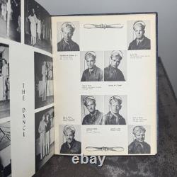 TORQUE Class 43-H WWII AAFBFS Army Air Forces Basic Flying School Yearbook 1943
