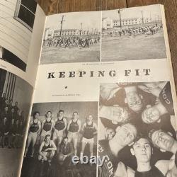 US ARMY WWII AIR FORCE 1942 Yearbook Military Training Tennessee Pilot SCHOOL