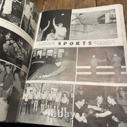 US ARMY WWII AIR FORCE 1942 Yearbook Military Training Tennessee Pilot SCHOOL