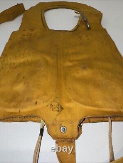 U. S. ARMY AIR FORCE WW2 VEST LIFE PRESERVER TYPE B-4 MAR 1, 1943 Date Of MFR