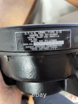 VINTAGE WWII US Army Air Force TYPE D-12 Compass Bendix Aviation Corporation