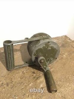 Vintage 1940s WWII Army Military Federal Electric Co Hand Crank Air Raid Siren