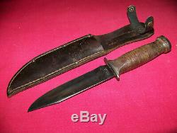 Vintage Original WWII Robeson Army & Navy Air Corp Knife WithSheath Excellent