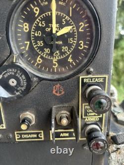 Vintage WW2 1945 US Military Naval Army Air Corp Bomber Instrument Panel Cluster