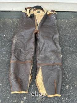 Vintage WWII United States Army Air Force (USAAF) Type A-3 or B-1 flight trouser