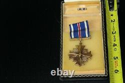 WW2 Army Air Corps Distinguished Flying Cross Medal DFC Named With Case Box