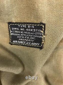 WW2 USAAF Army Air Corps Pilots B-4 Uniform Bag, Picture Lot With Manuals