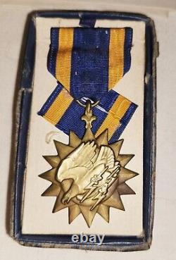 WW2 US ARMY AIR FORCE 381st 432nd AIR MEDAL GROUP