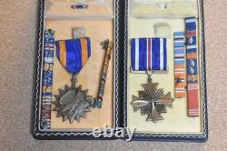 WW2 US Army Air Corp Air Medal & Distinguished Flying Cross CIB Troop Carrier