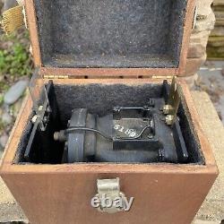 WW2 US Army Air Force Lighted Wet Compass Type B-16 Indicator Gauge Instrument