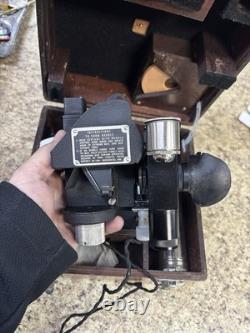 WW2 US Army Air Forces A-10a Aircraft Bubble Sextant w wood case. Mfg by Ansco