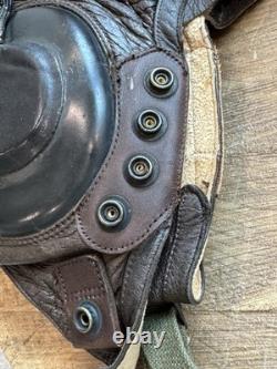 WWII 2 US Army Air Force Type A-11 Leather Flight Helmet Medium Receiver