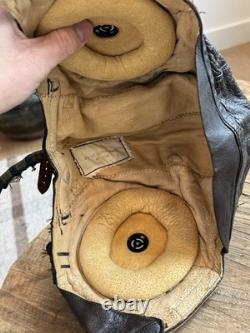 WWII 2 US Army Air Force Type A-11 Leather Flight Helmet Medium Receiver