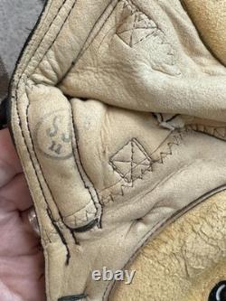 WWII 2 US Army Air Force Type A-11 Leather Flight Helmet Medium Receiver