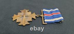 WWII Army Air Corp Distinguished Flying Cross Service Medal GS00936