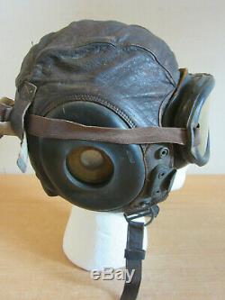 WWII Army Air Force A-11 Leather Flight helmet Size Medium with Polaroid Goggles