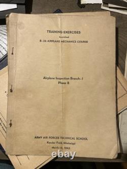 WWII B-24 Airplane Mechanics Course Manuals Lot 1942-43 Army Air Forces Keesler