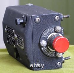 WWII P-38 Airplane Gun Sight Camera US Army Air Corps FAIRCHILD GSAP with Lens Cap
