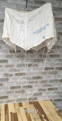 WWII Small parachute / Drouge 1942 WW2 USA army Air Corps Pilot Chute Read