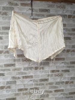WWII Small parachute / Drouge 1942 WW2 USA army Air Corps Pilot Chute Read