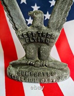 WWII US Army Air Corp Paperweight Keep'em Flying Victory Eagle Figurine Metal