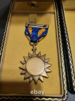 WWII US Army Air Corps Air Medal And Distinguished Flying Cross Named Set