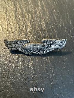 WWII US Army Air Corps Airship Pilot Wings Marked STERLING Clutch Back Type WW2