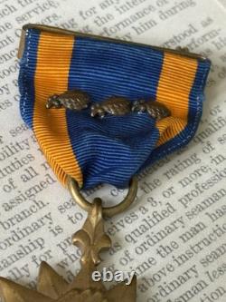 WWII US Army Air Medal Numbered 7133 Wrapped Brooch