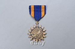 WWII U. S. ARMY AIR CORPS AIR MEDAL NAMED TO 77th DIV. OFFICER 6 LINE ENGRAVED