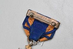 WWII U. S. ARMY AIR CORPS AIR MEDAL withWRAP BROACH NUMBERED