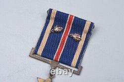 WWII U. S. ARMY AIR CORPS DISTINGUISHED FLYING CROSS with2 OLC IN CASE