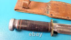 WWII U. S. Camillus Army Air Corps Commando Knife 2nd Variant + Sheath TR1413