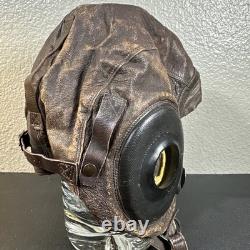 WW II ARMY AIR FORCES TYPE A-11 LEATHER FLYING HELMET-SELBY SHOE CO Size large