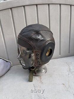 WW II US Army Air Force Leather Flight Helmet Type A-11 No. 3189 B Size Medium