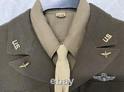 World War II (WWII) US Army Air Corps Uniform Officer Jacket, Tunic. Command