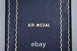Wwii U. S. Army Air Corps Air Medal In Case Early Wrap Broach