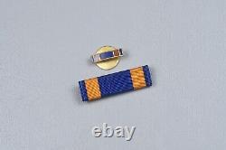 Wwii U. S. Army Air Corps Air Medal In Case Early Wrap Broach
