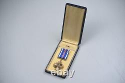 Wwii U. S. Army Air Corps Distinguished Flying Cross In Case