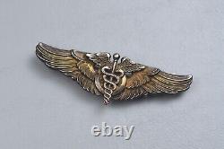 Wwii U. S. Army Air Corps Flight Surgeon Wings By Amico Pinback, Sterling